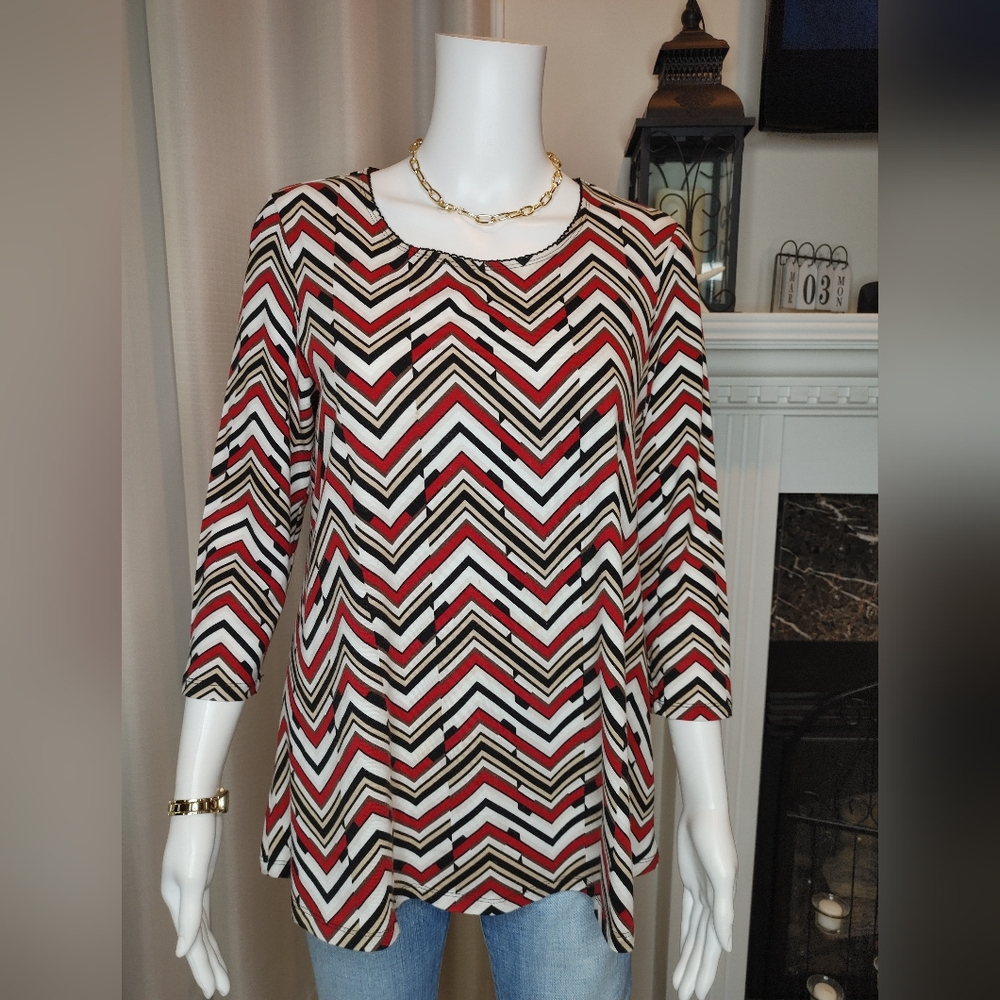 KIM ROGERS 3/4 SLEEVE CHEVRON TOP, BURNT ORANGE, BLACK, WHITE, TAN PETITE S